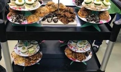 Vmbo-klas B3F organiseert een bedank-High Tea voor ouders en stagebegeleider!